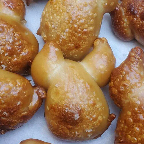 Turkey Shaped Pretzels-1