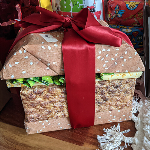 Hamburger Gift Wrapping